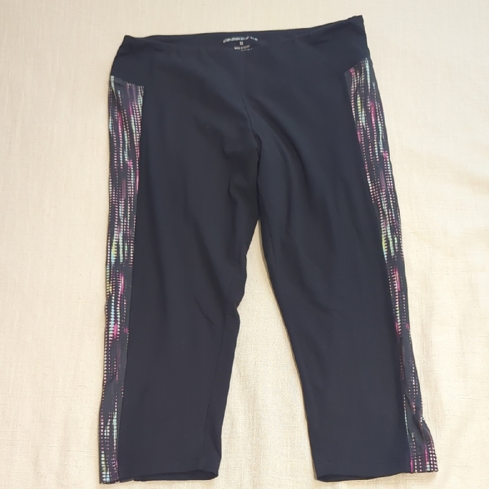 Marika Black Capri Leggings